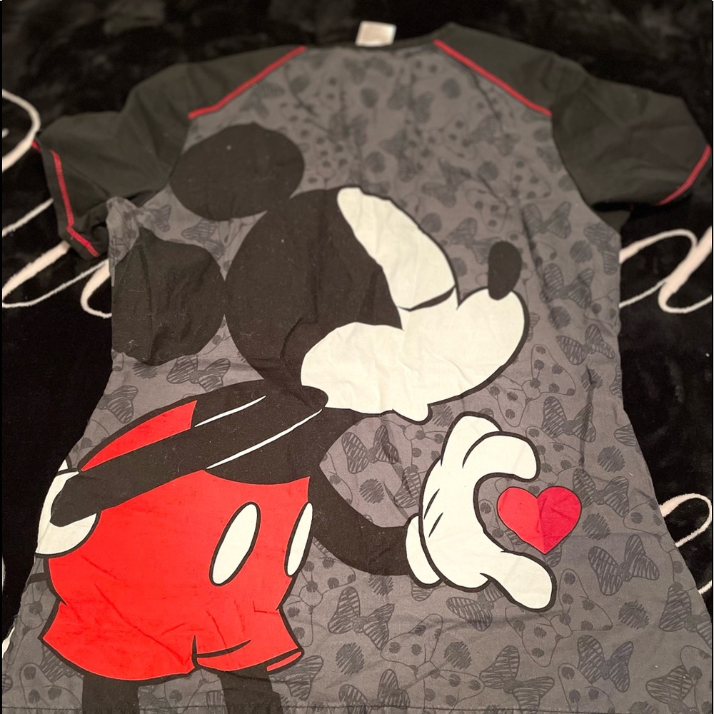 Small Scrub Top